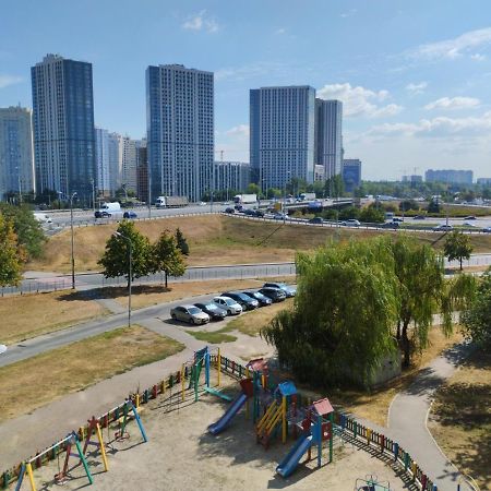 Смарт Квартира Метро Теремки, Республіка, Нвц, Феофанія, Магеллан Kyiv Exterior foto